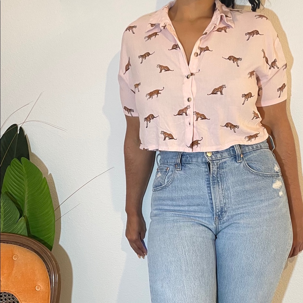 Trendy crop top